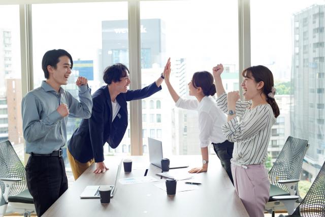株式会社月見山総合研究所