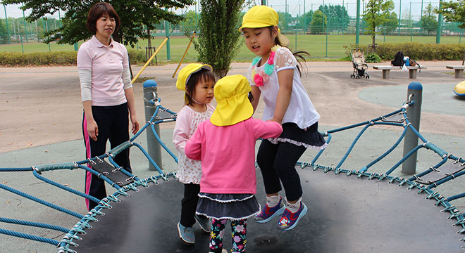 ヒューマンライフケア株式会社