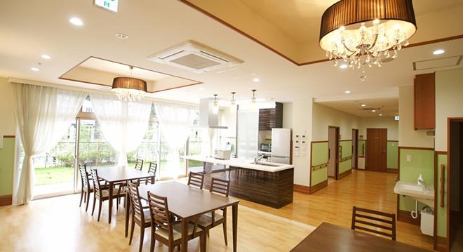 特別養護老人ホームおぎくぼ紫苑