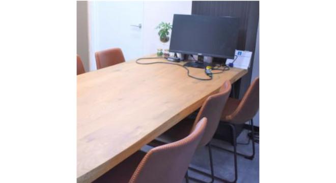 株式会社エイプレイス