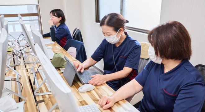 stella83株式会社