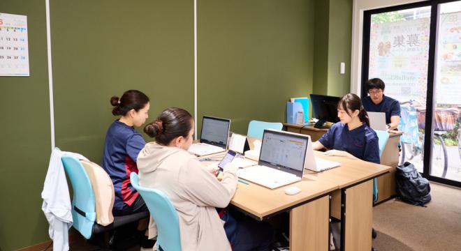 stella83株式会社