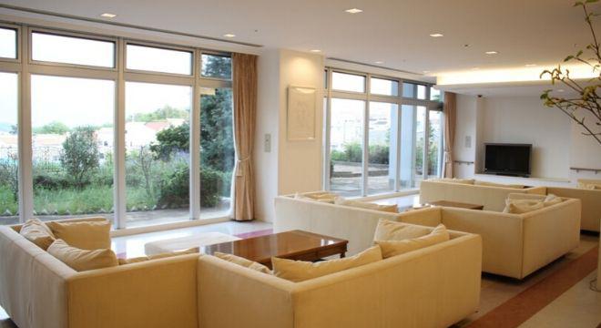 ライフコート春秋